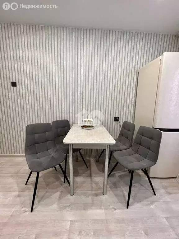 3-комнатная квартира: Искитим, микрорайон Индустриальный, 45 (64 м) - Фото 1