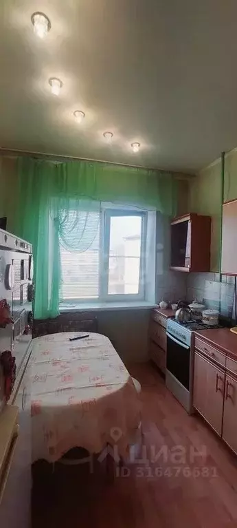 3-к кв. Архангельская область, Котлас ул. Калинина, 1 (58.7 м) - Фото 0