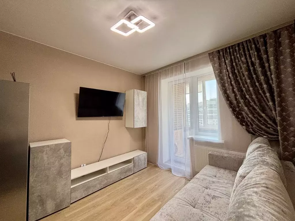 1-к кв. Ленинградская область, Мурино Всеволожский район, ул. Шоссе в ... - Фото 1