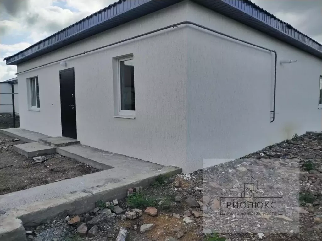 Дом в Челябинская область, с. Агаповка ул. Горная, 13 (100 м) - Фото 2