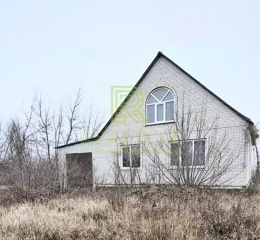 Дом в Ростовская область, Красный Сулин ул. Бережного (162 м) - Фото 1