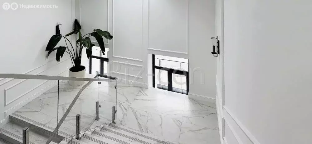 Офис (303.7 м) - Фото 1