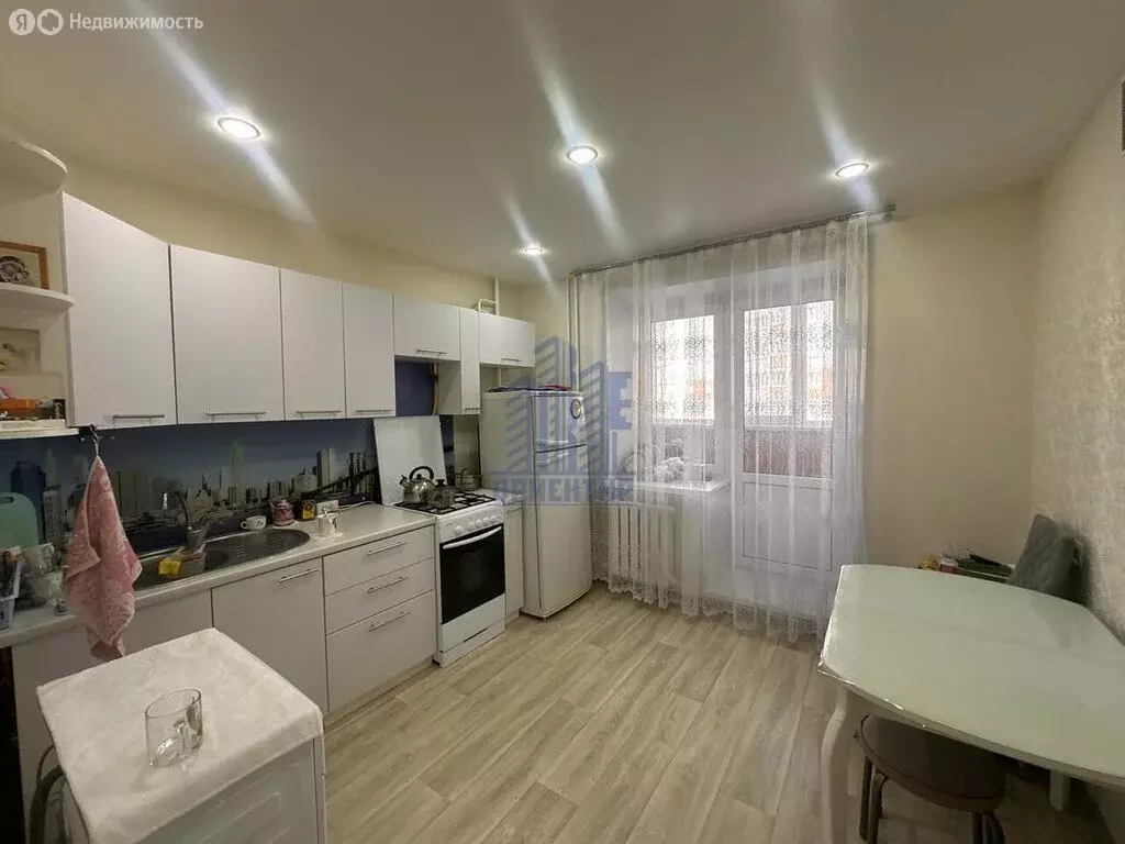 2-комнатная квартира: Чебоксары, Пролетарская улица, 25 (56 м) - Фото 0
