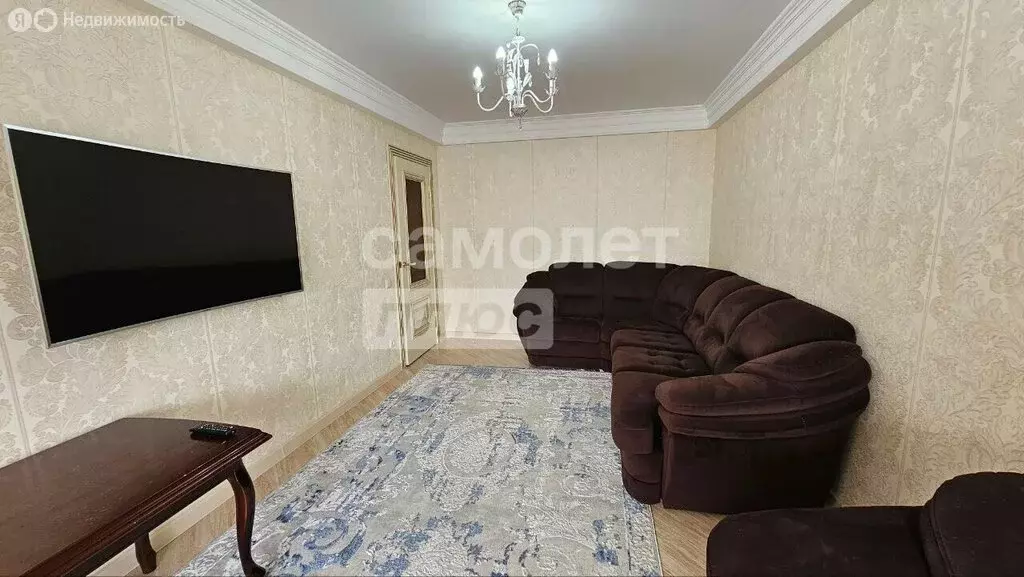 1-комнатная квартира: Каспийск, улица Зейнудина Батманова, 22А (47 м) - Фото 1