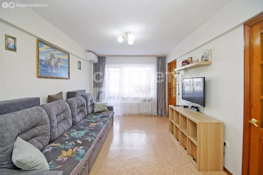 3-комнатная квартира: Омск, микрорайон Парковый, улица Фугенфирова, 3 ... - Фото 2