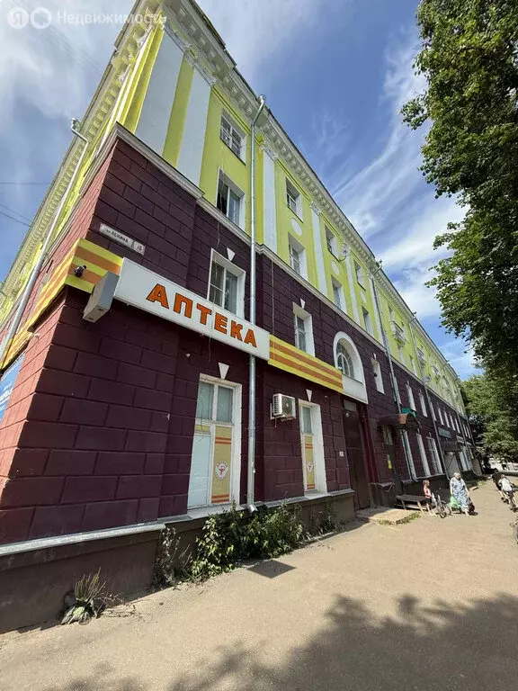 1к в 20-комнатной квартире (22.6 м) - Фото 0