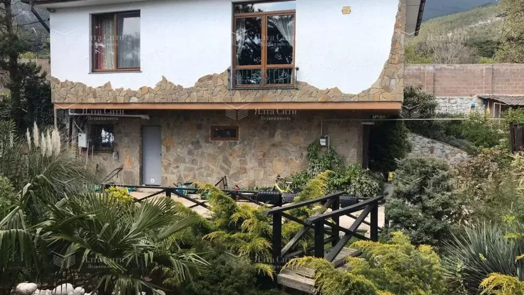 Дом в Крым, Ялта муниципальный округ, Восход пгт ул. Авроры, 4А (115 ... - Фото 1