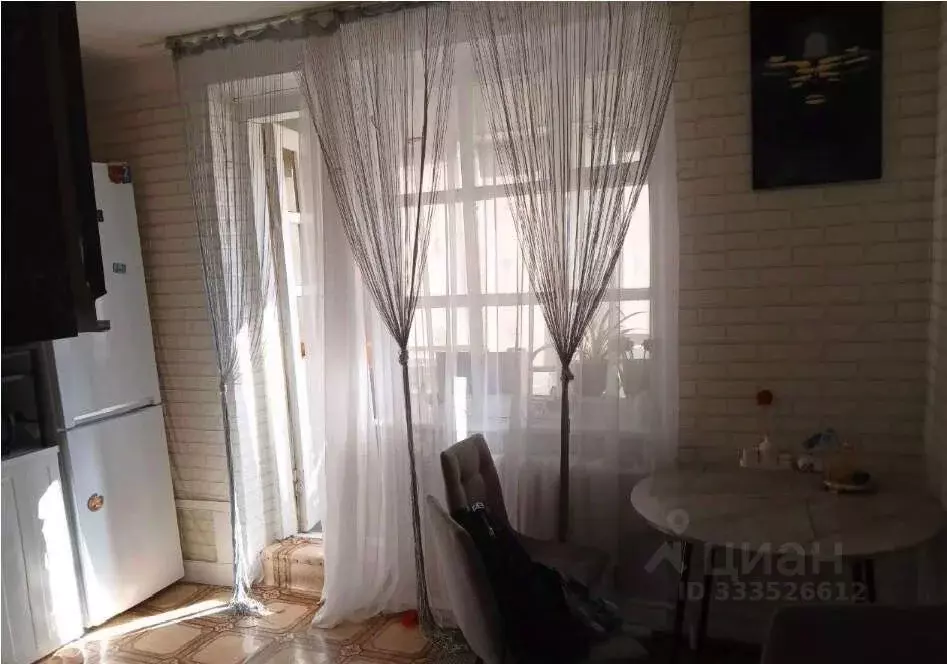 3-к кв. Крым, Бахчисарай ул. Советская, 8 (73.4 м) - Фото 1