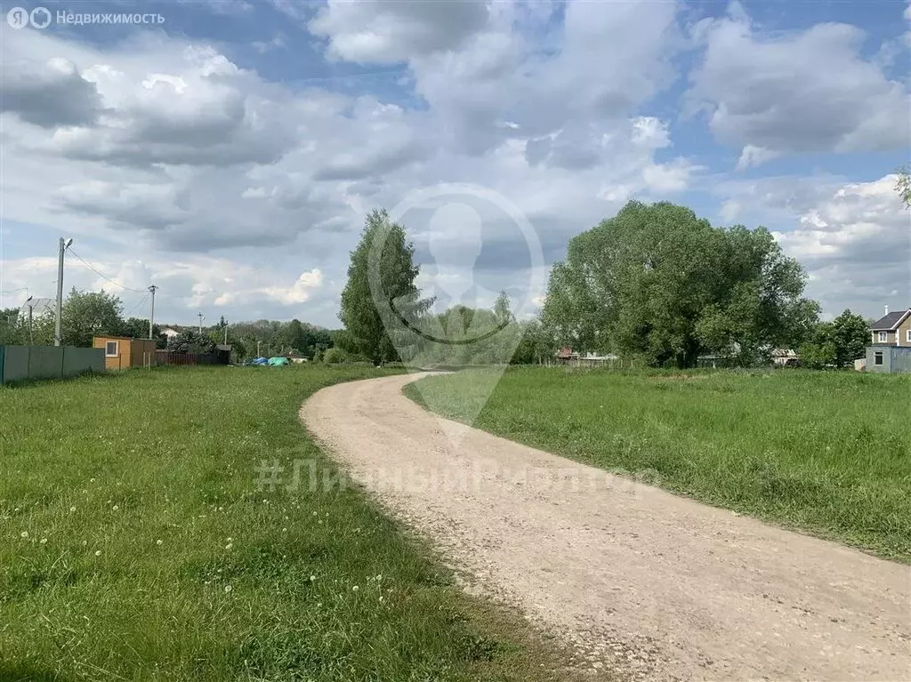 Участок в Рязанский район, Семёновское сельское поселение, деревня ... - Фото 0