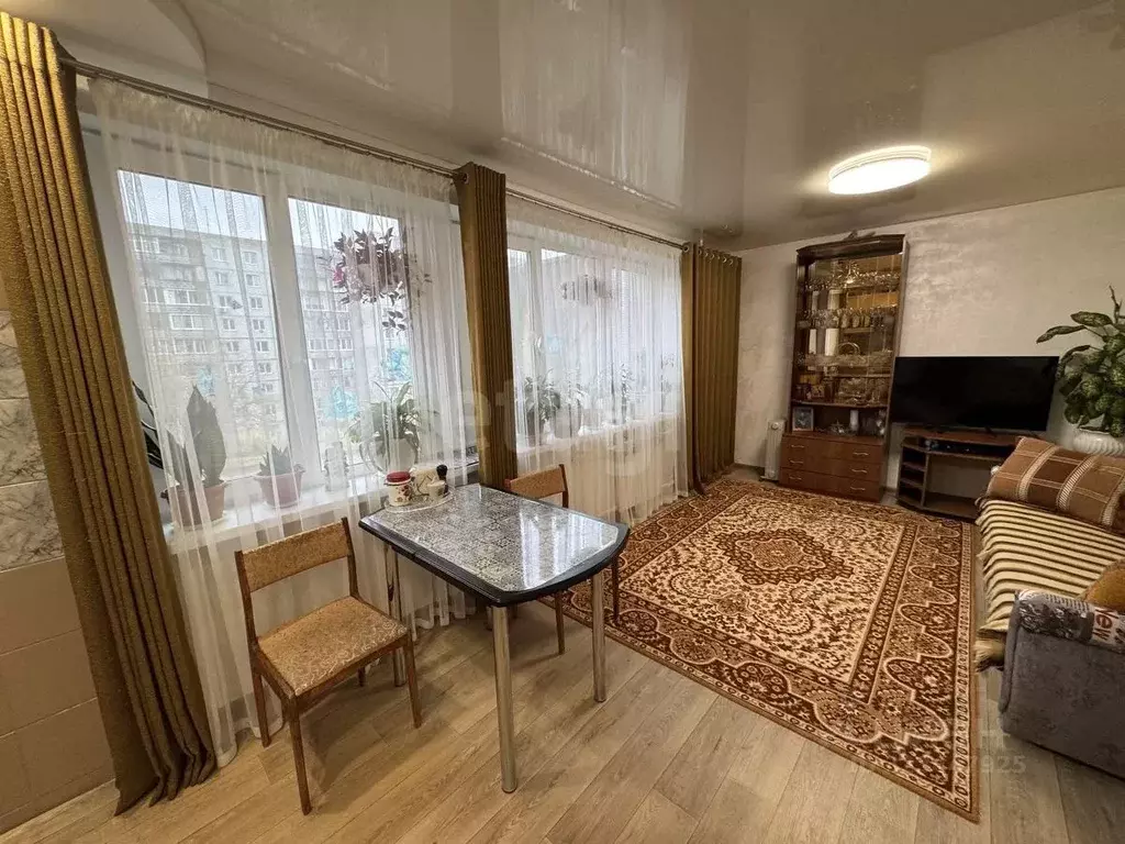 2-к кв. Смоленская область, Смоленск Автозаводская ул., 27б (54.2 м) - Фото 1