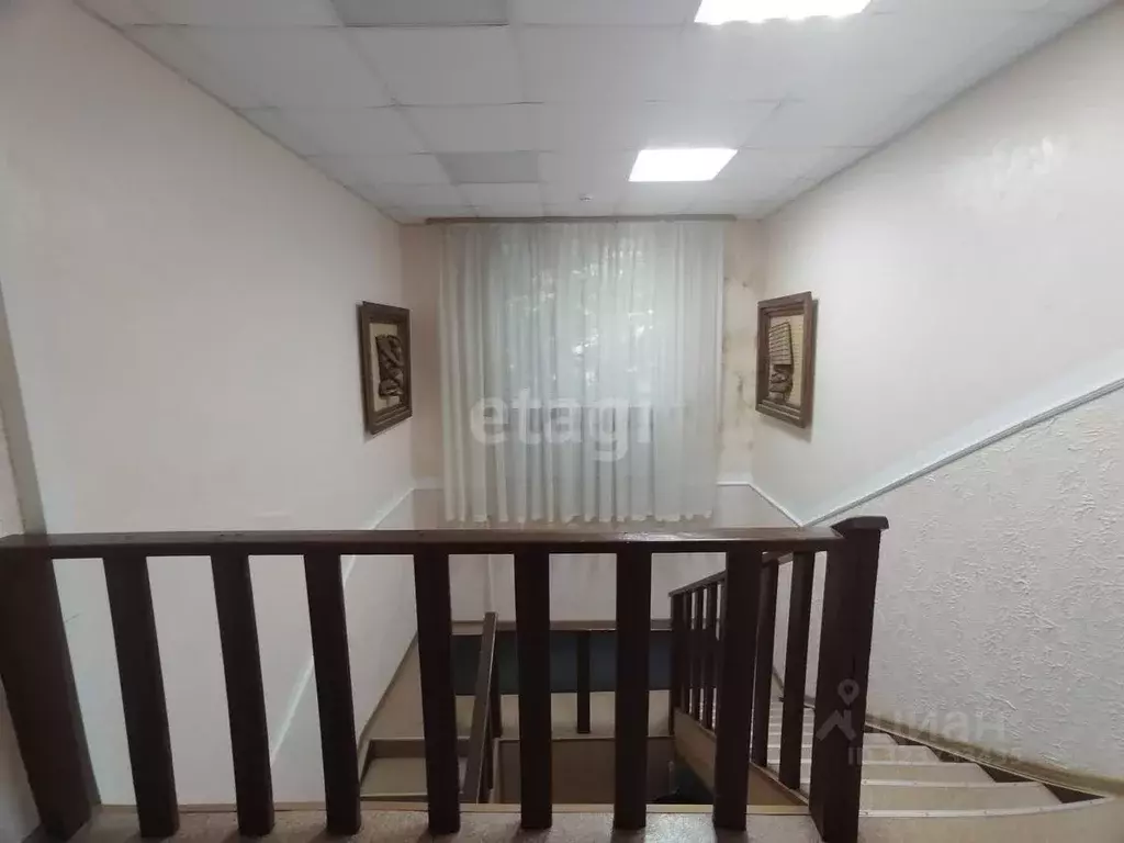 Офис в Ханты-Мансийский АО, Ханты-Мансийск ул. Гагарина, 101 (696 м) - Фото 2