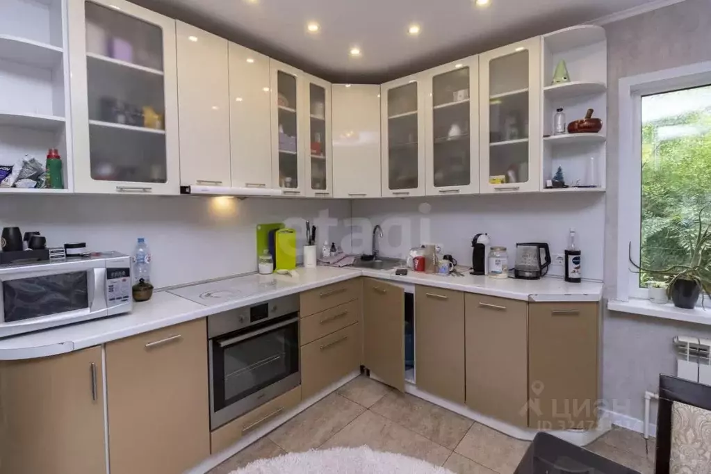 Дом в Тюменская область, Тюмень Фестивальная ул. (39 м) - Фото 1