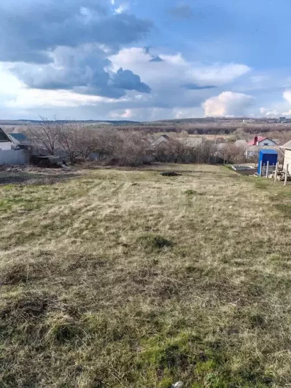 Участок в Белгородская область, Вейделевка рп ул. Интернациональная, 9 ... - Фото 1