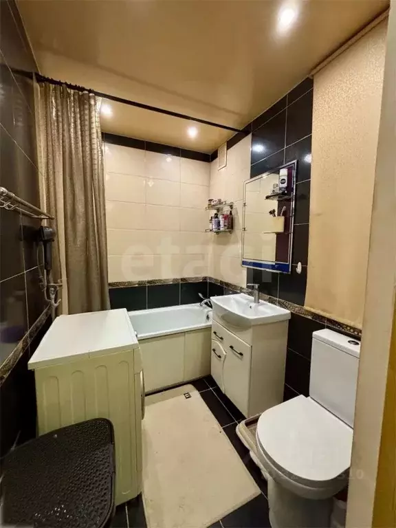 3-к кв. Калмыкия, Элиста 1-й мкр, 18 (54.7 м) - Фото 1