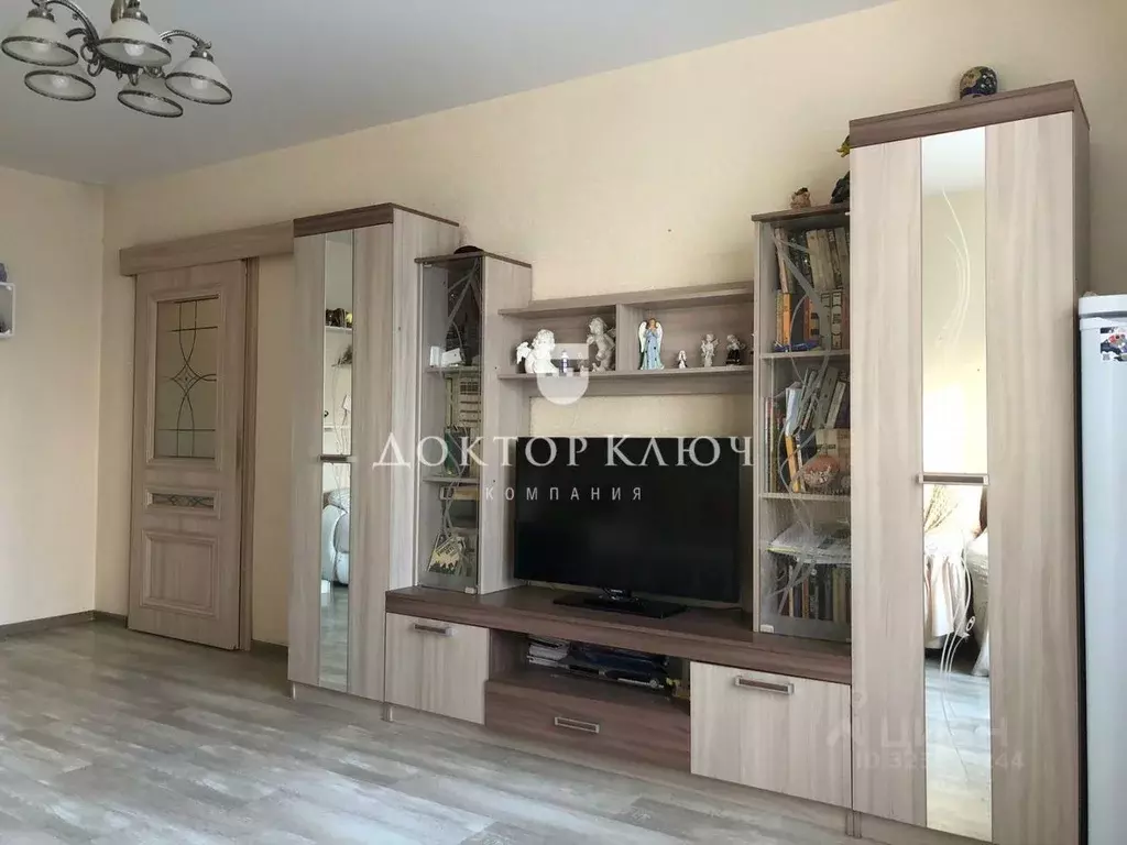 2-к кв. Новосибирская область, Новосибирск ул. Одоевского, 1/1 (54.2 ... - Фото 1