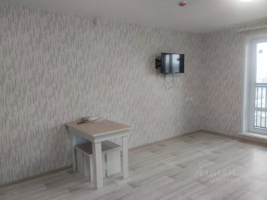 Студия Красноярский край, Красноярск ул. 60 лет Октября, 86 (36.0 м) - Фото 2