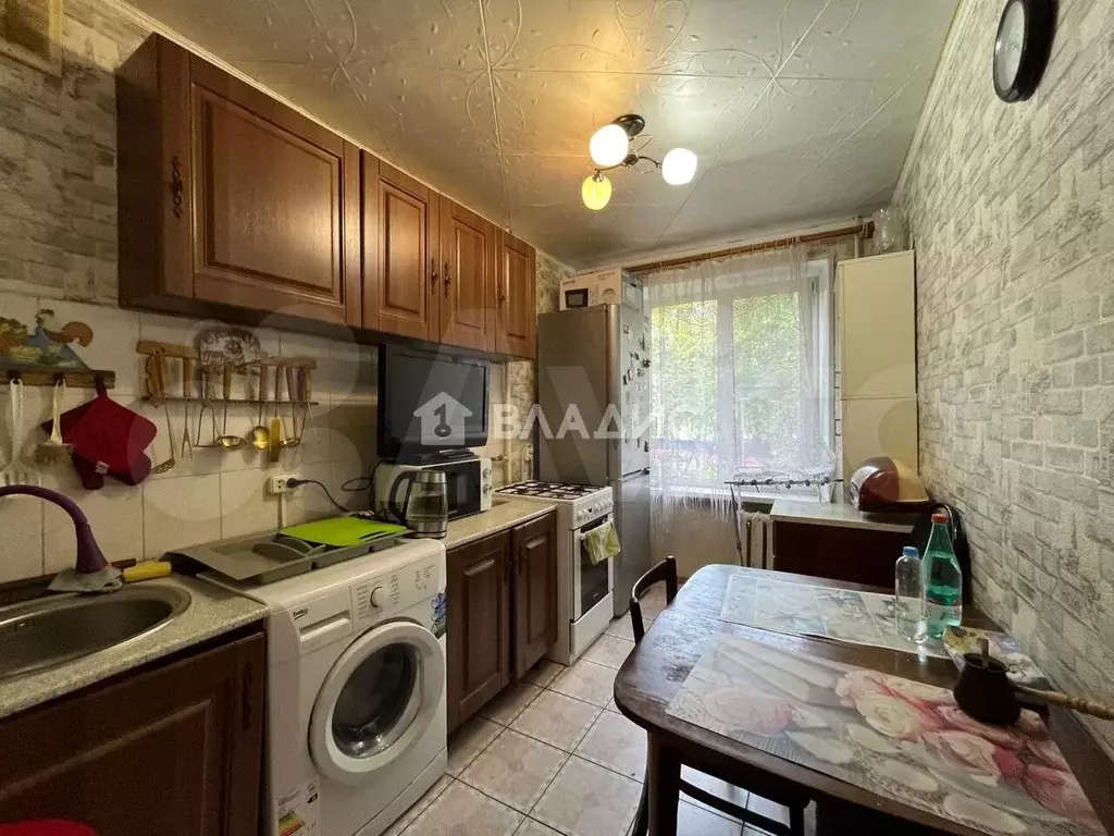2-к. квартира, 37,4 м, 2/9 эт. - Фото 0