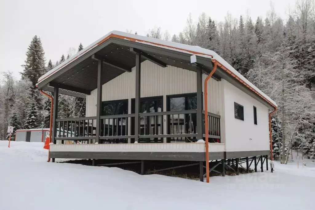 Дом в Карелия, Сортавальский муниципальный округ, пос. Кирьявалахти 1 ... - Фото 1