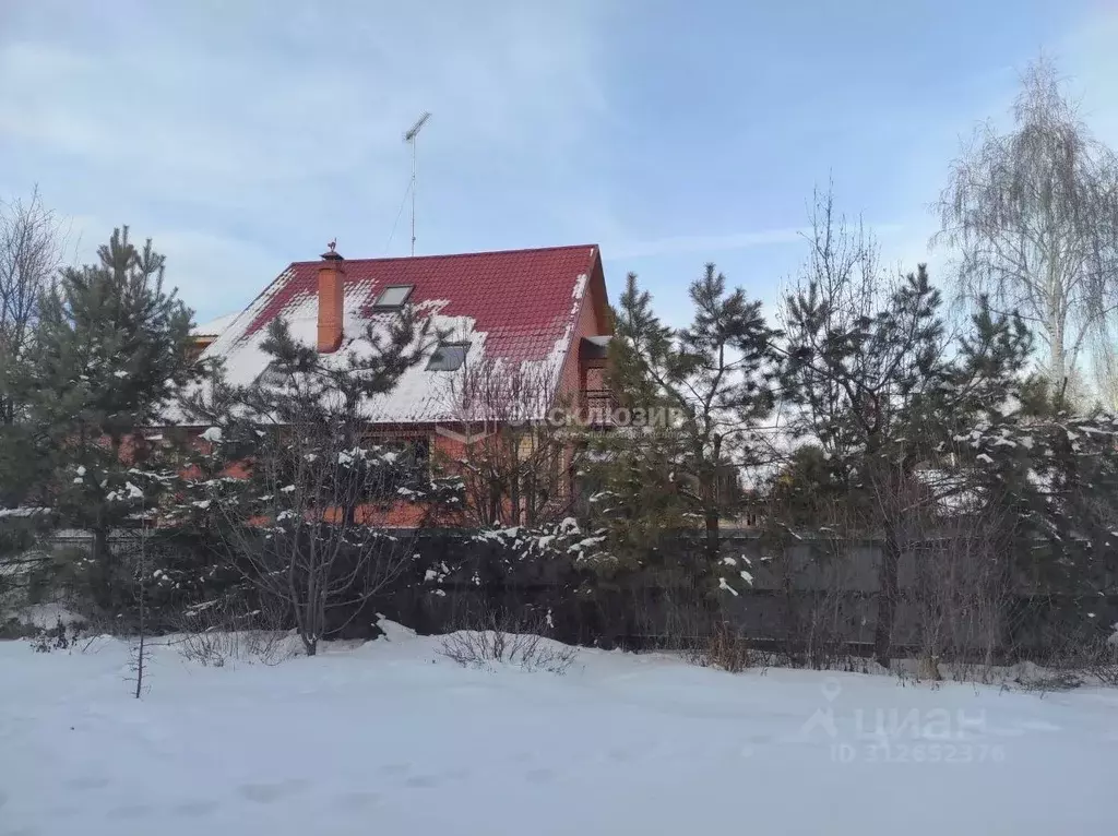 Дом в Тюменская область, Тюмень Три Сосны мкр, ул. Липовая (280 м) - Фото 1