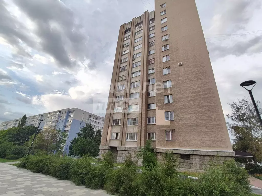 3-к кв. Белгородская область, Старый Оскол Жукова мкр, 17 (90.8 м) - Фото 0