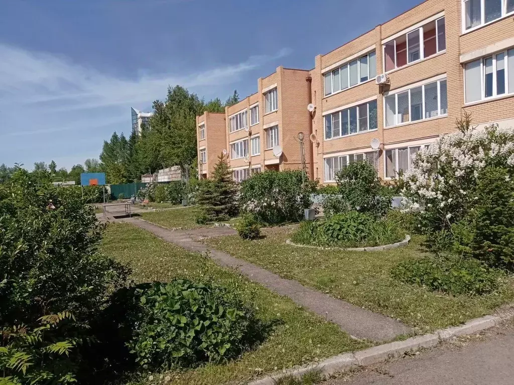 2-к кв. Иркутская область, Иркутск ул. Безбокова, 9 (54.0 м) - Фото 2