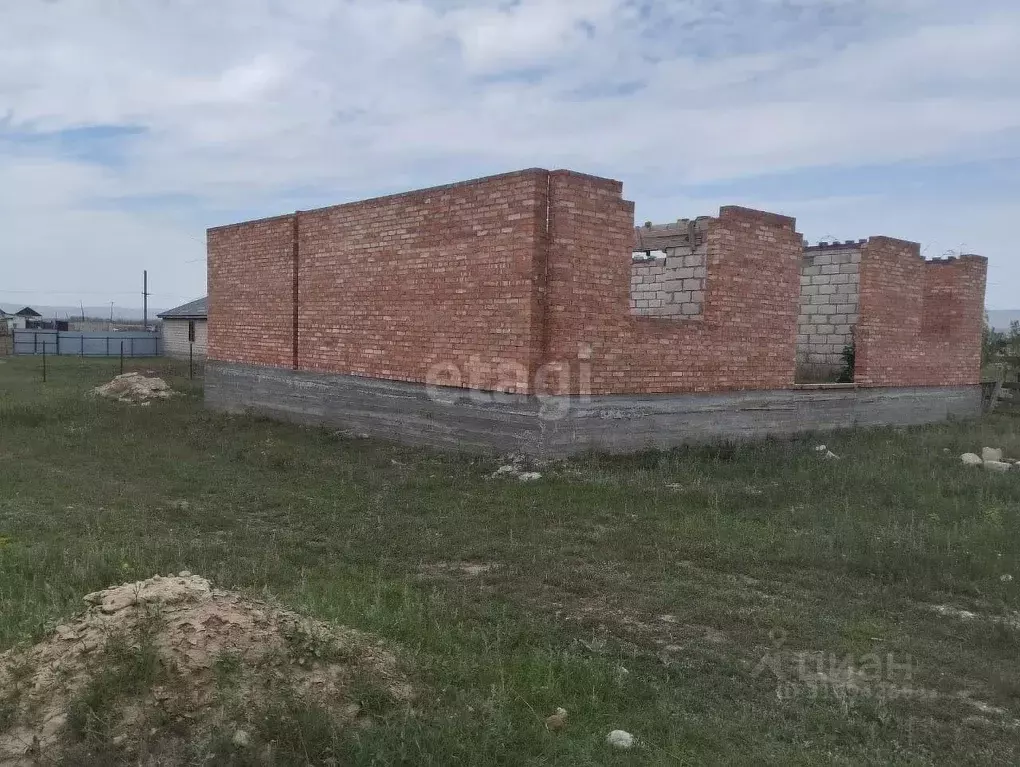 Дом в Ингушетия, Назрань просп. Идриса Базоркина, 18/1 (160 м) - Фото 1