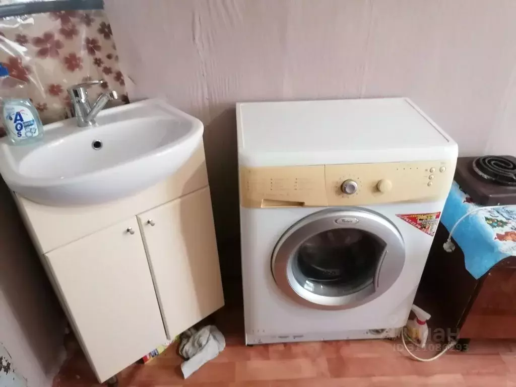 Комната Алтайский край, Барнаул Тимуровская ул., 37 - Фото 1