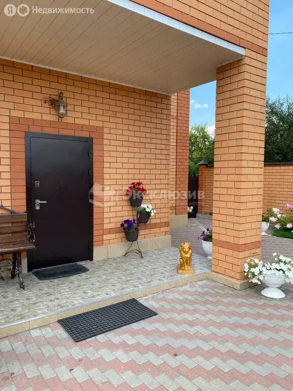 Дом в Тюмень, микрорайон Парфёново, улица Хусаинова, 81 (200 м) - Фото 2