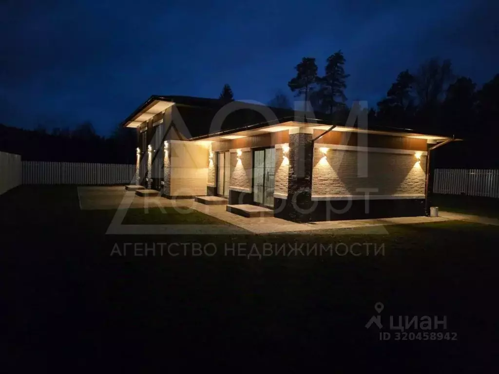 Коттедж в Ленинградская область, Приозерский район, Раздольевское ... - Фото 1