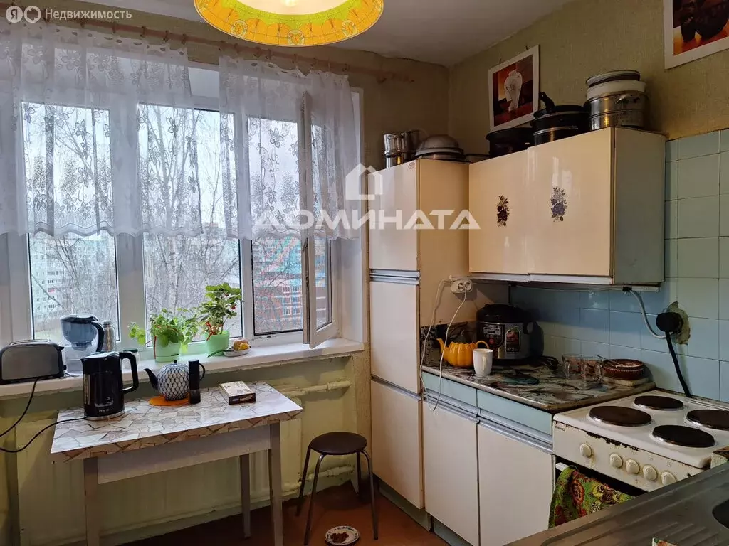 3-комнатная квартира: Санкт-Петербург, улица Передовиков, 37 (64.6 м) - Фото 1