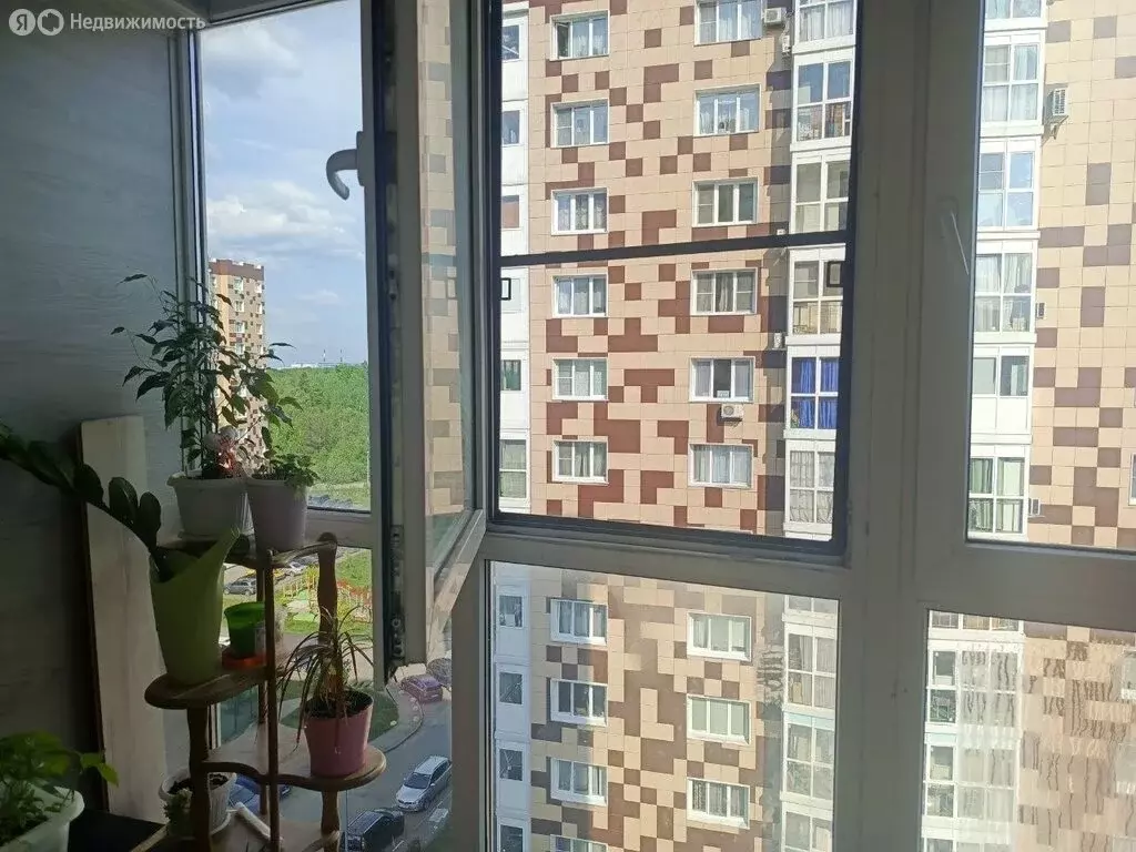 3-комнатная квартира: посёлок городского типа Голубое, ЖК Мелодия ... - Фото 1