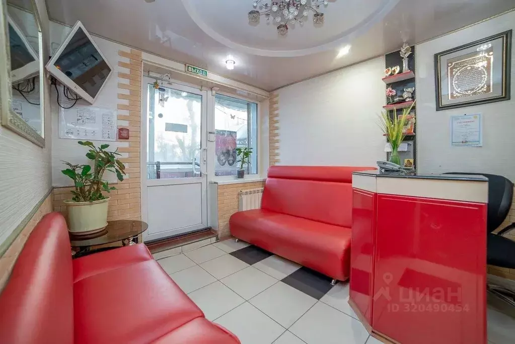 Помещение свободного назначения в Свердловская область, Екатеринбург ... - Фото 1