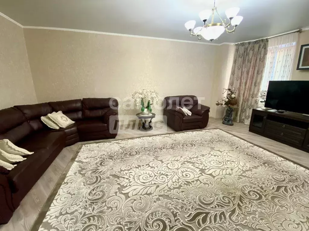 2-к кв. Краснодарский край, Геленджик Туристическая ул., 6к9 (105.0 м) - Фото 0