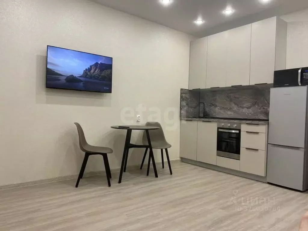 Студия Тюменская область, Тюмень ул. Краснооктябрьская, 10 (31.0 м) - Фото 1