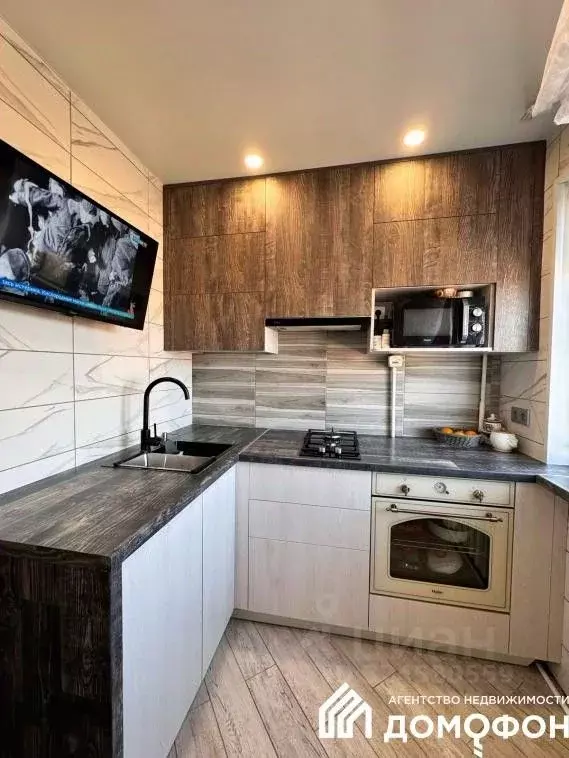 2-к кв. Омская область, Омский район, пос. Новоомский пер. 2-й ... - Фото 2