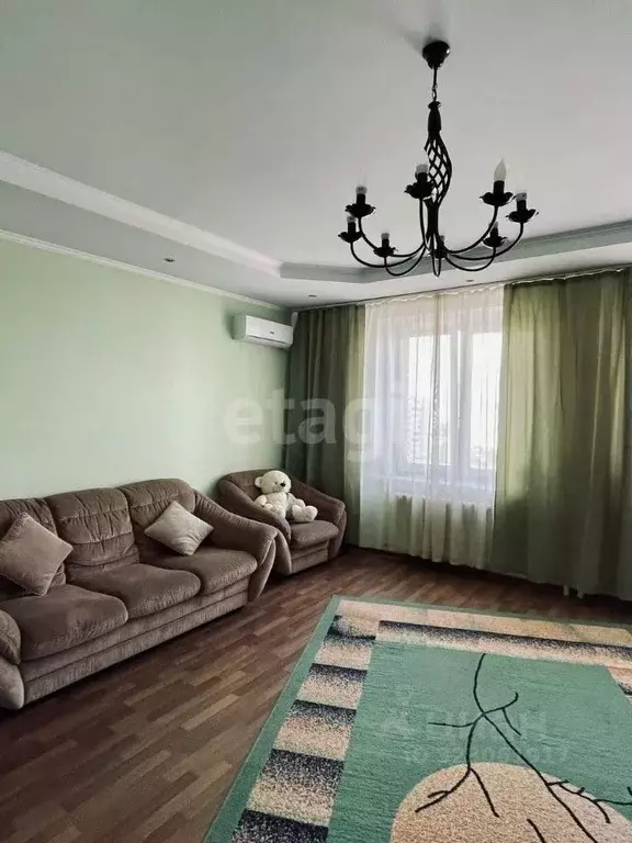 3-к кв. Красноярский край, Красноярск Северный мкр, ул. Урванцева, 10 ... - Фото 0