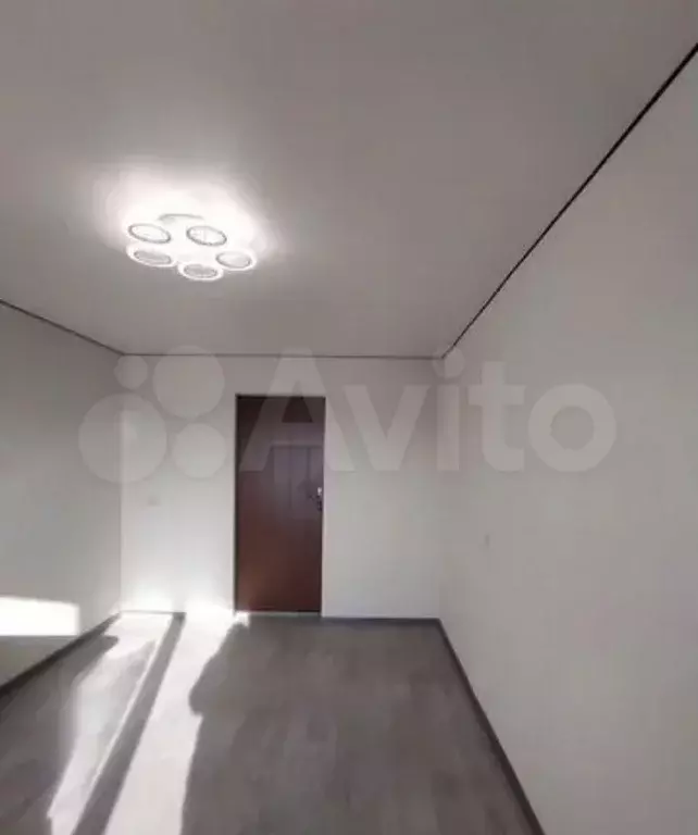 Комната 13 м в 3-к., 5/5 эт. - Фото 0