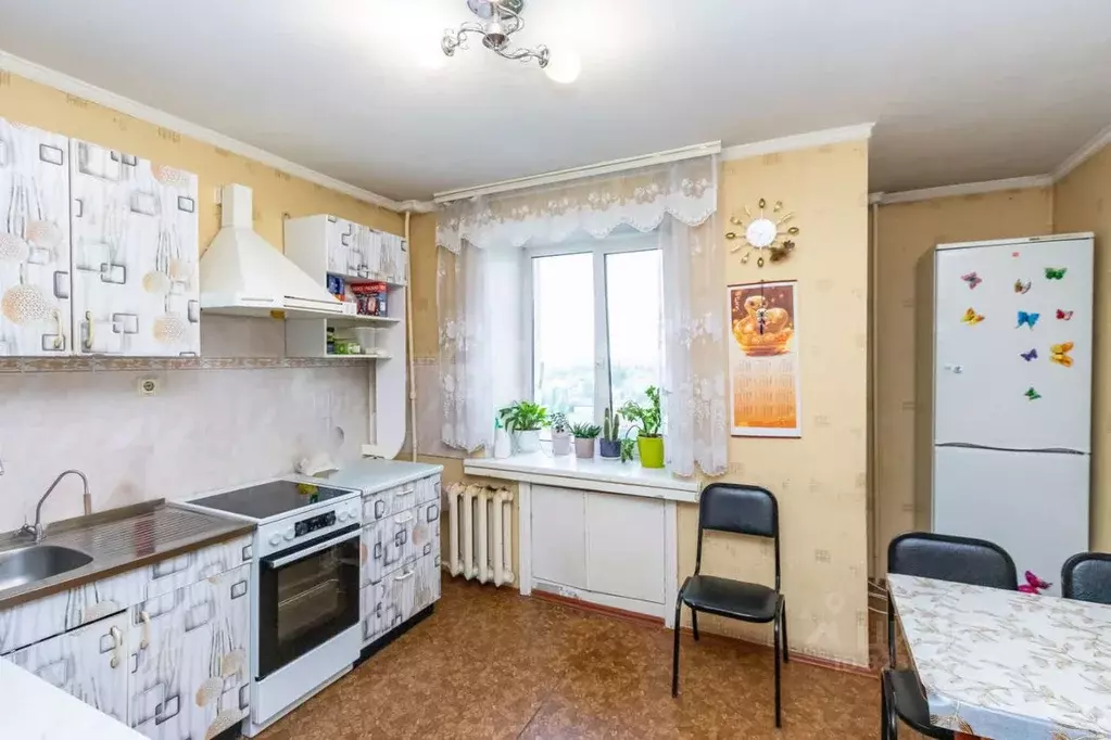 3-к кв. Тюменская область, Тюмень ул. Самарцева, 29 (76.6 м) - Фото 0