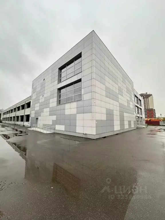 Помещение свободного назначения в Татарстан, Казань ул. Комиссара ... - Фото 2