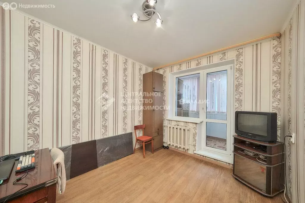 3-комнатная квартира: Рязань, улица Бирюзова, 30 (93.3 м) - Фото 2