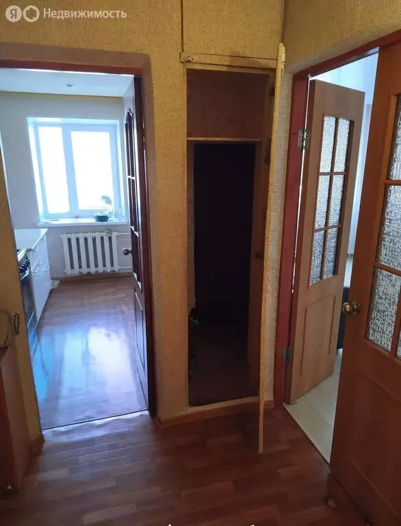 2-комнатная квартира: посёлок городского типа Мартюш, Советская улица, ... - Фото 2