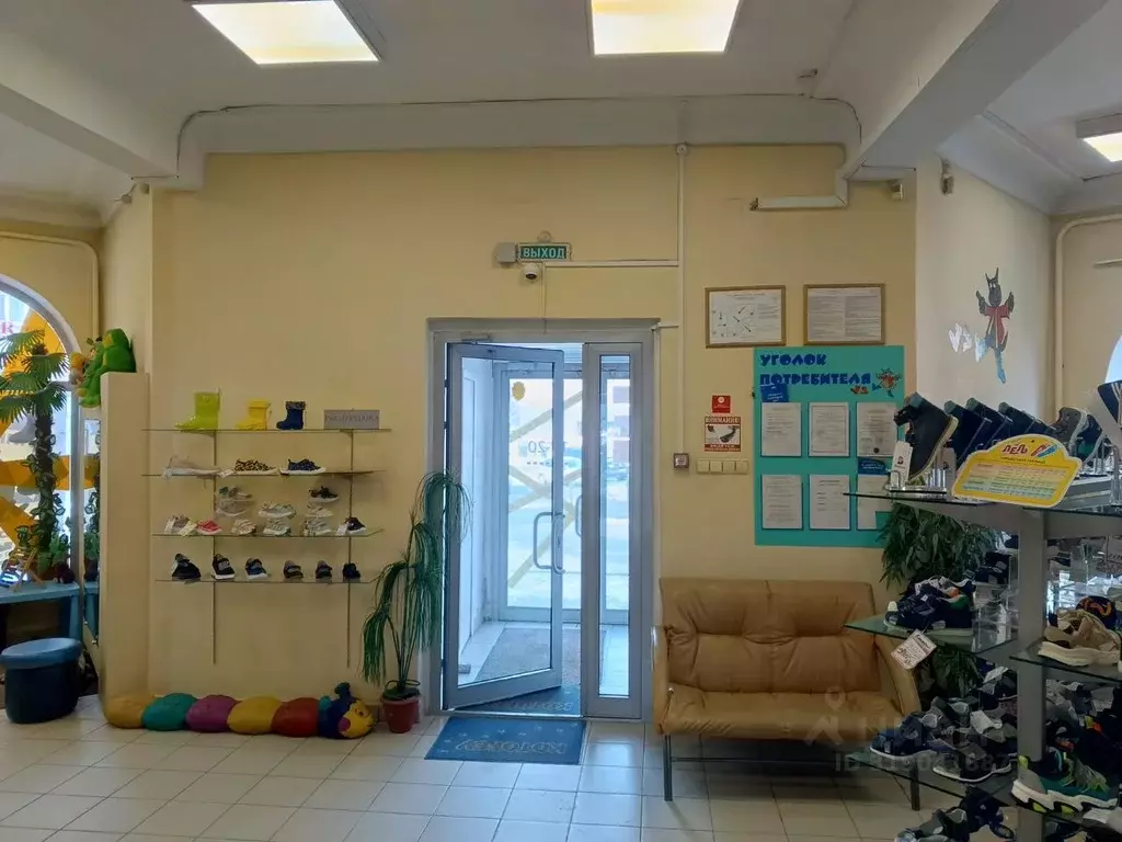 Торговая площадь в Новосибирская область, Новосибирск ул. Титова, 13 ... - Фото 1