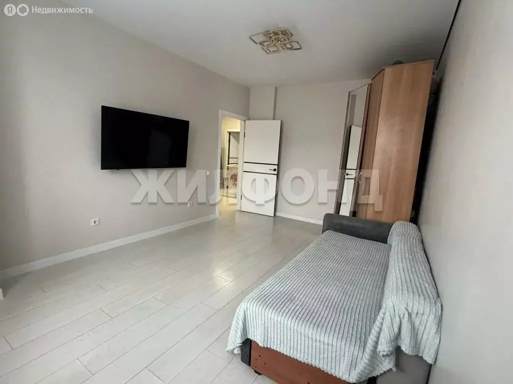 3-комнатная квартира: Кызыл, улица Олега Саган-оола, 4/7 (65 м) - Фото 2