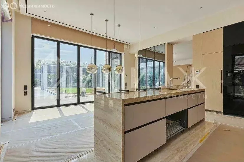 Дом в Сириус, Гиацинтовая улица (340 м) - Фото 1
