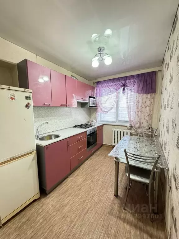 3-к кв. Саратовская область, Энгельс просп. Строителей, 17 (58.0 м) - Фото 0