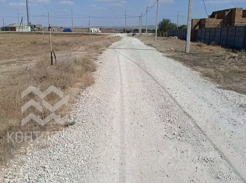 Участок в Крым, Черноморский район, с. Межводное ул. Садовая, 10 (10.0 ... - Фото 1