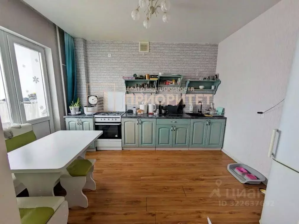 2-к кв. Саха (Якутия), Якутск ул. Бестужева-Марлинского, 1/8 (68.5 м) - Фото 2