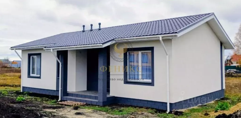 Дом в Белгородская область, Белгородский район, Хохловское с/пос, с. ... - Фото 1