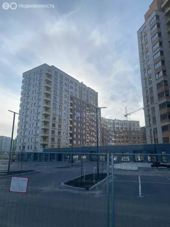 2-комнатная квартира: Тюмень, Комбинатская улица, 16к1 (50.1 м) - Фото 1