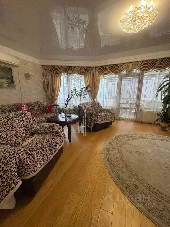 Дом в Крым, Алушта муниципальный округ, с. Нижняя Кутузовка ул. ... - Фото 1